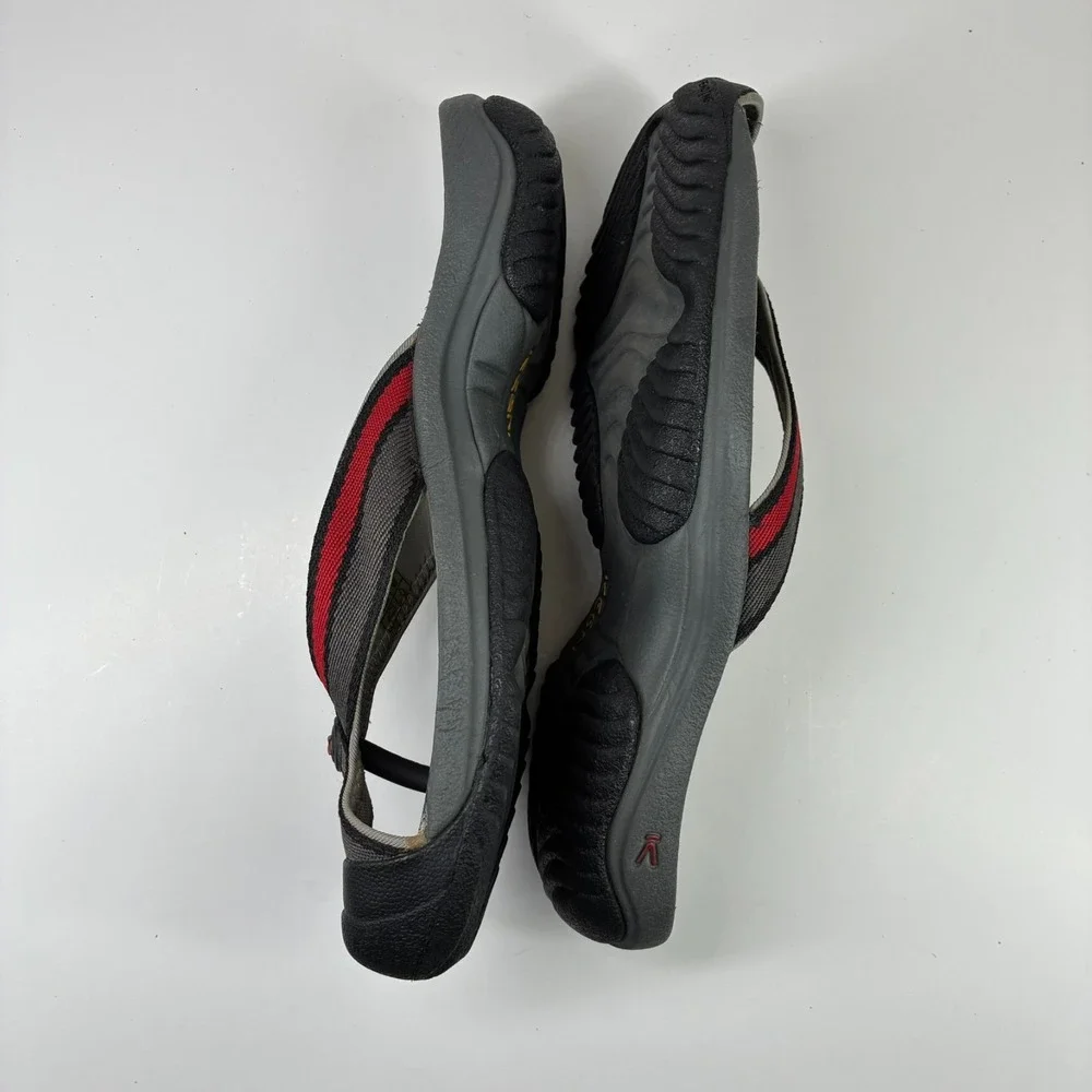 KEEN Waimea H2 Men's US 8.5 Black Red Hybrid Flip Flop Sandals Toe Guard 1002110